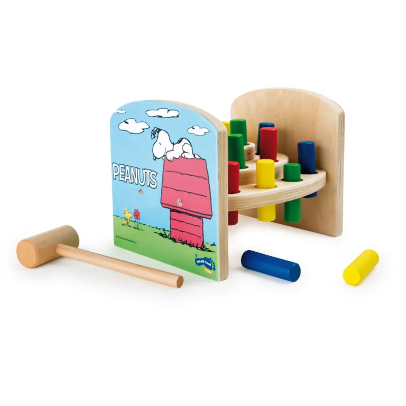 Drevená zatĺkačka Peanuts