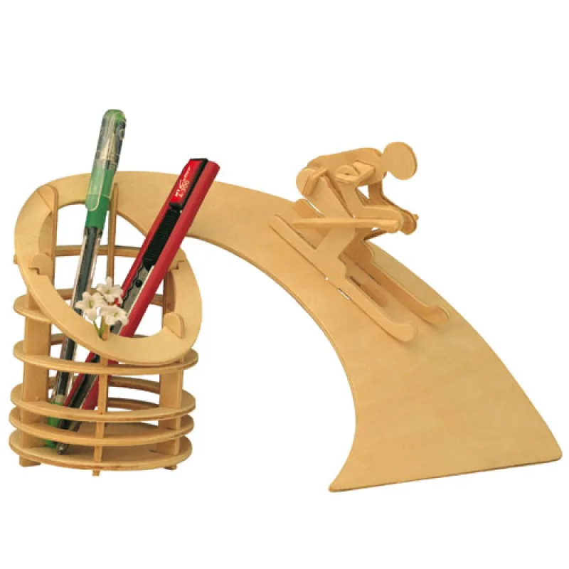 Woodcraft Drevené 3D puzzle stojan na perá Lyžiar S006