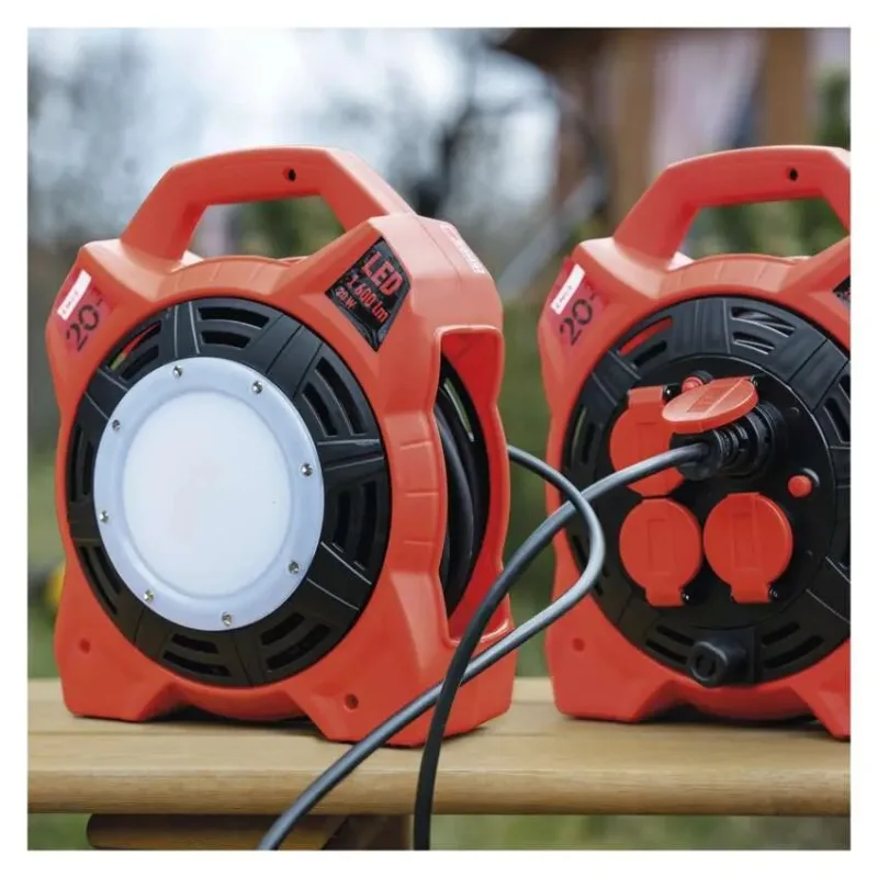 EMOS spol. s.r.o. Bubon predlžovací s 20W led reflektorom 20m/4 zásuvky kábel guma H05RR-F3G 3x1,5mm2