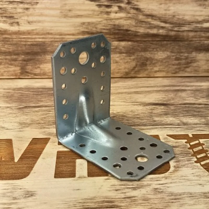 Uholník s prelisom 90x90x65mm