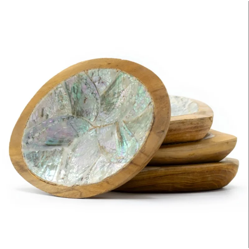 Sada 4 Teakových Mini Misiek s Dekorom Mušlí (rôzne)