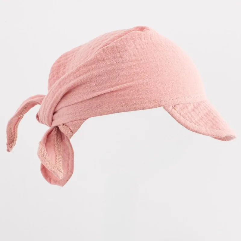 Detská letná mušelínová šatka so šiltom New Baby pink