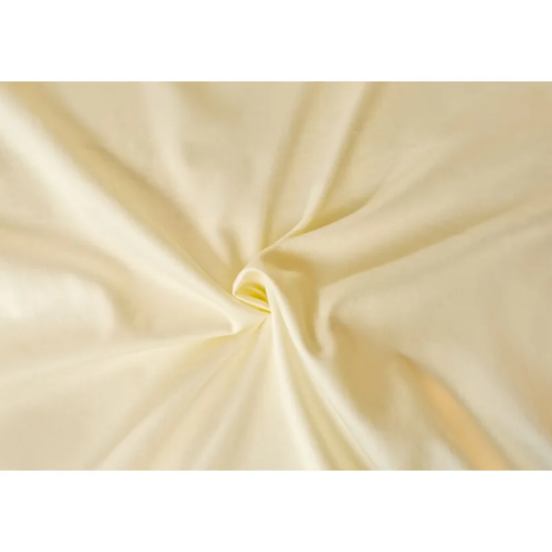 Saténové prestieradlo s gumou smotanové 200x200 cm