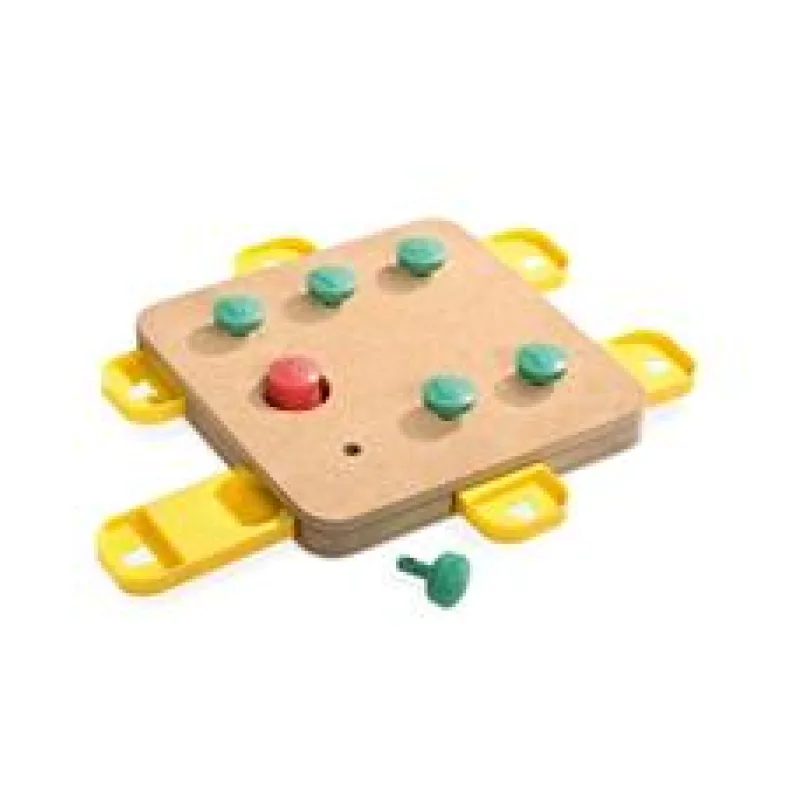 Karlie Interaktivní hračka pro psy CUBE 32x32x5cm