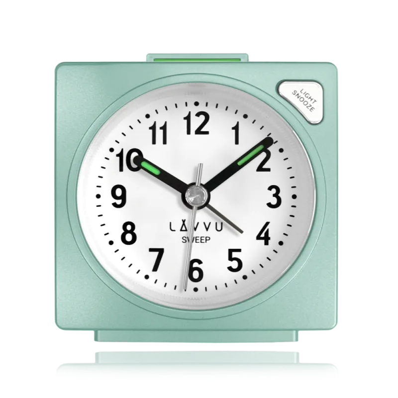 LAVVU Světle zelený budík SWEEP s plynulým chodem - 3 ROKY ZÁRUKA! LAS3044