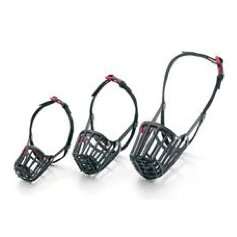 Karlie Náhubek plastový černý D: 37cm Š: 35-64cm