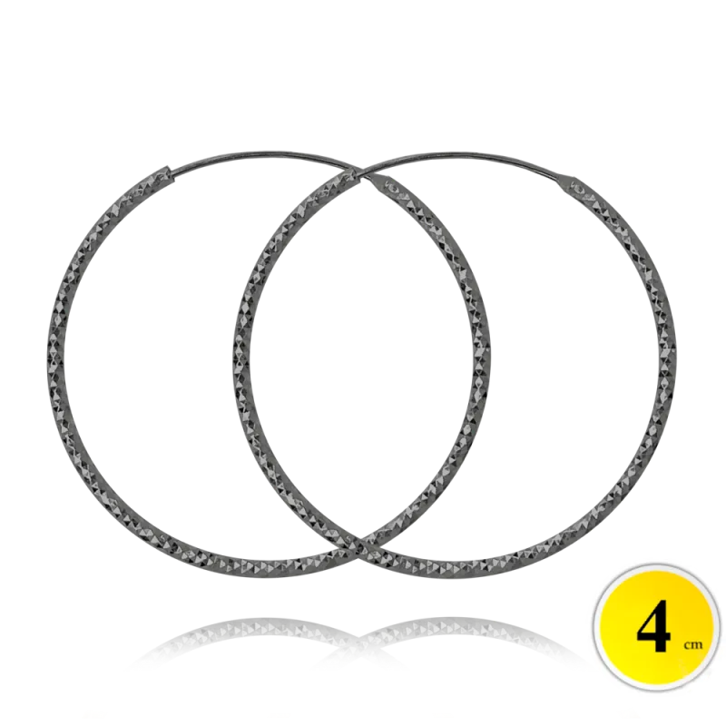 MINET Černé broušené stříbrné náušnice KRUHY 4 cm JMAN0392BE04