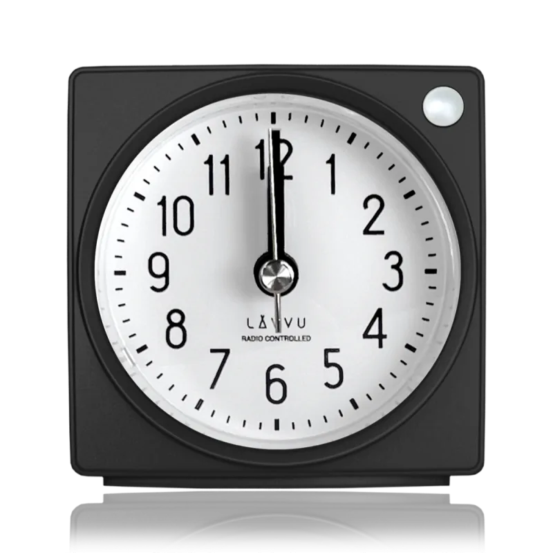LAVVU Černý rádiem řízený budík s funkcí STOP Second Hand - 3 ROKY ZÁRUKA! LAR3021