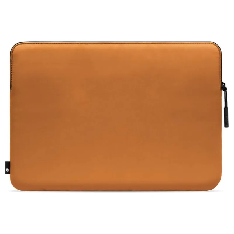 Incase puzdro Compact Sleeve pre MacBook Air 13"/Pro 13" - Cognac Amber…