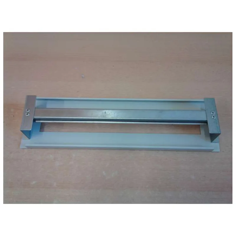 Triton 19" jističová lišta 3U rozebíratelná, DIN, šedá (RAC-JL-X01-A1)