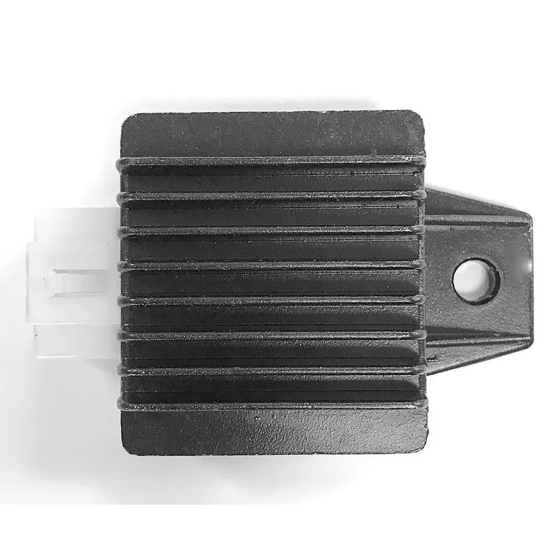 REGULÁTOR NAPÄTIA ZONGSHEN XP620 17,6HP