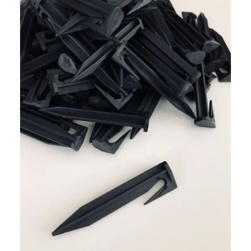 PLASTOVÉ KOLÍKY - SADA 10 ks