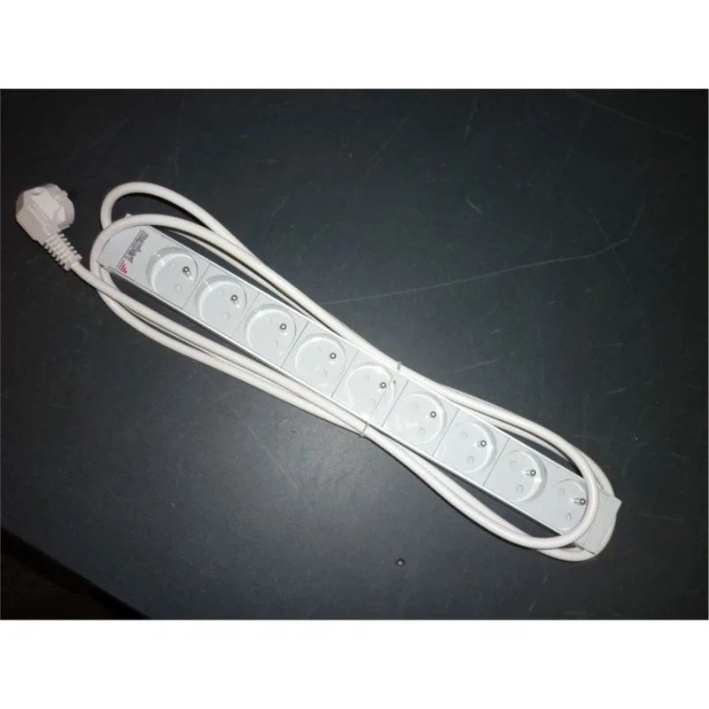 MAXBERT PDU 8x230V, 1U, 19"" MXL907C082