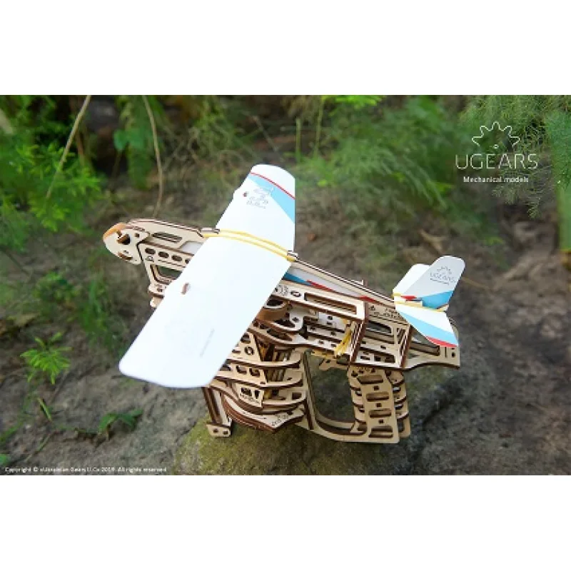 Ugears 3D mechanické puzzle - Flight Starter 198 ks