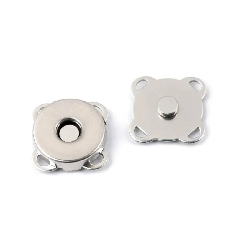 Magnetické zapínanie na listovú kabelku