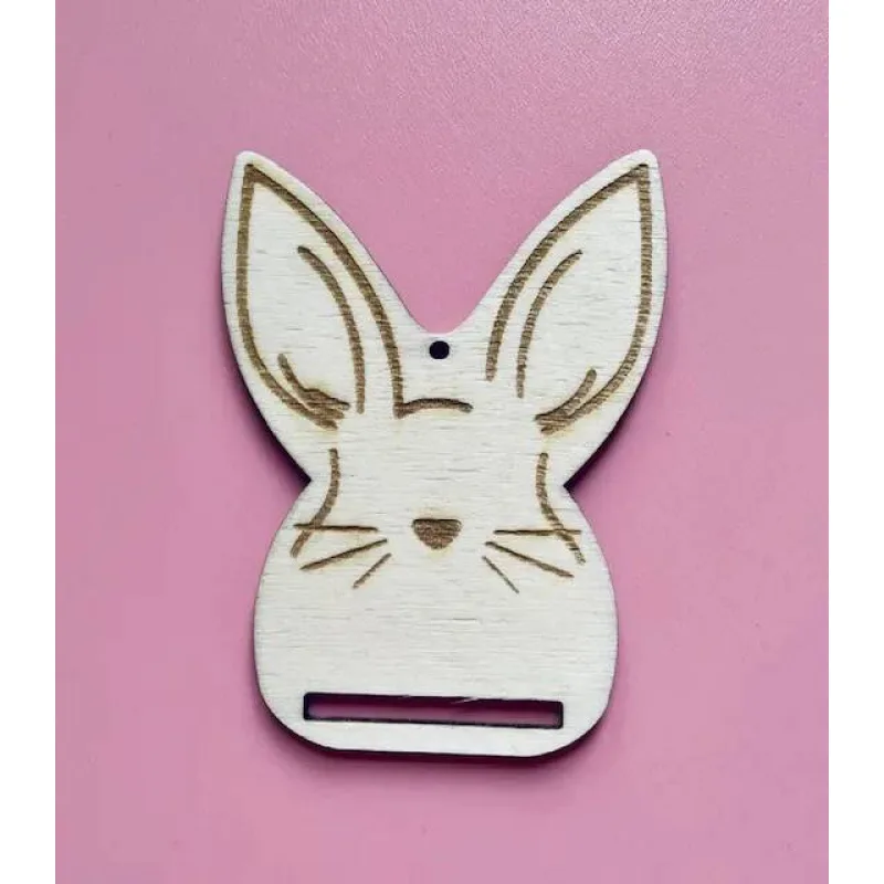 Drevený výrez zajačik