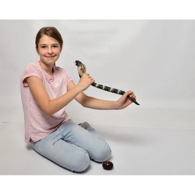 Magana Mac Toys Cobra na ovládanie