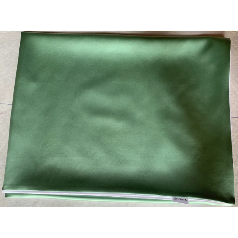 Nopala povlak na polštář hedvábný rozměr 70x80, barva světle zelená