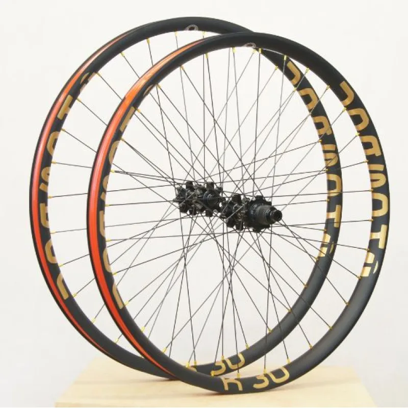 Zapletená kola KASTAR K30 29/27,5 mullet GOLD