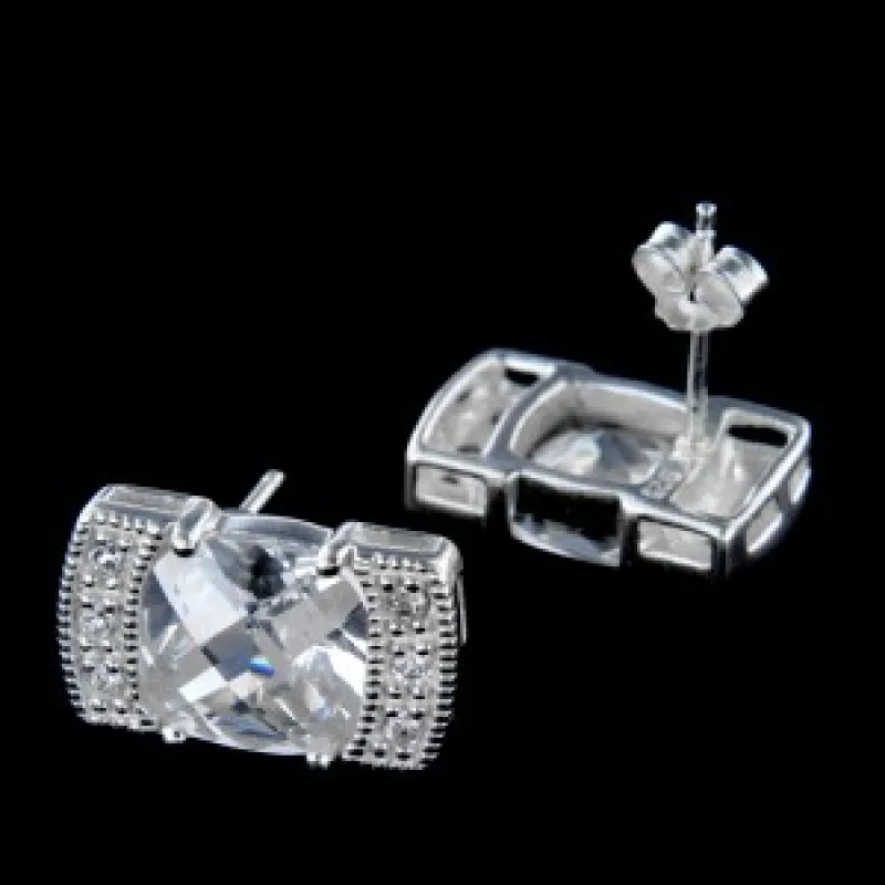 Strieborné náušnice na puzety KA E161