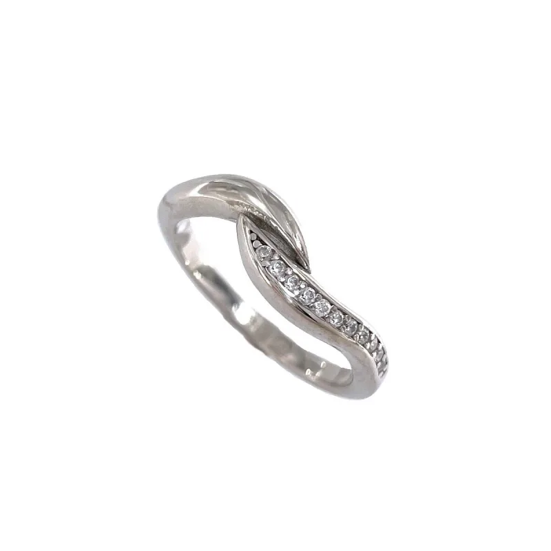Strieborný prsteň vlnky veľkosť prsteňa 65