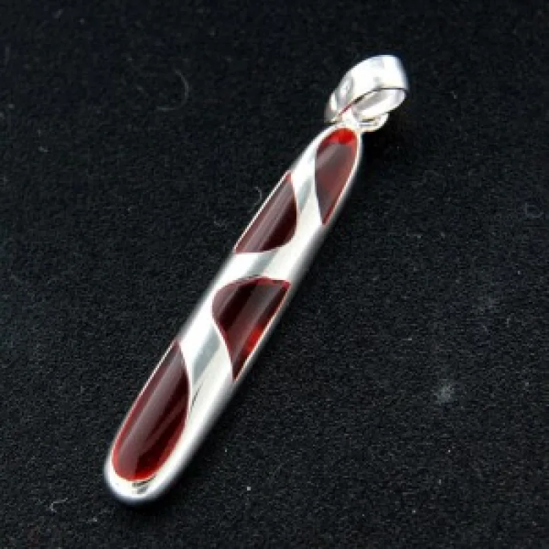 Strieborný prívesok s kameňom KA P129 R