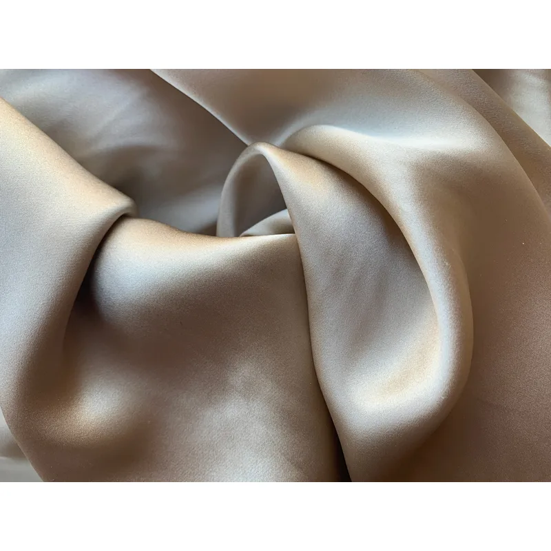 Nopala povlak na polštář, morušové hedvábí rozměr 55x45x4, barva champagne