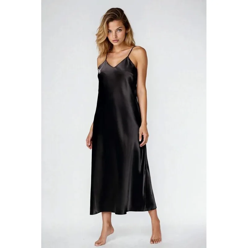 Saténová nočná košieľka Iga čierna XL