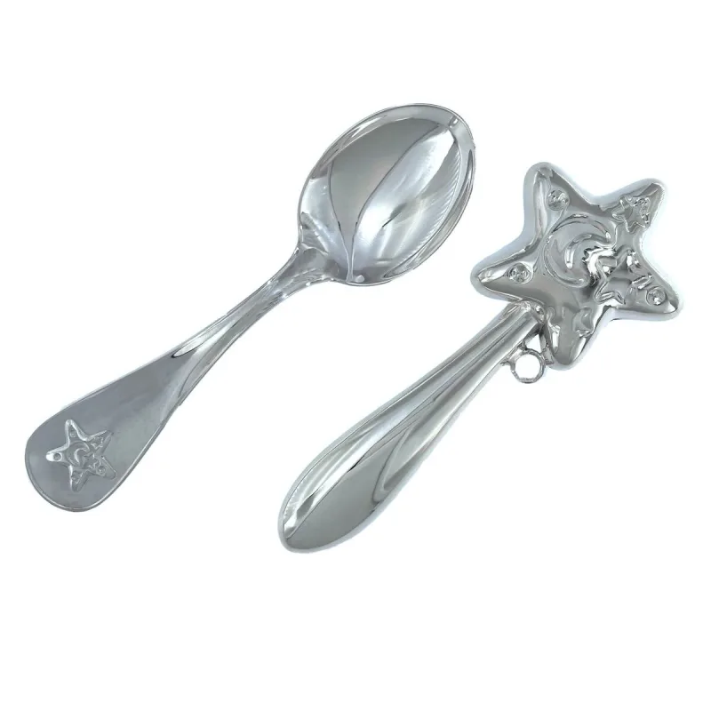 Strieborná sada hrkálka a lyžička s hviezdou