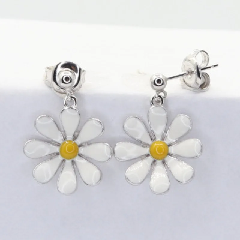 Strieborné náušnice na puzety KA E4787