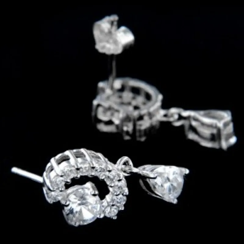 Strieborné náušnice na puzety KA E087 W