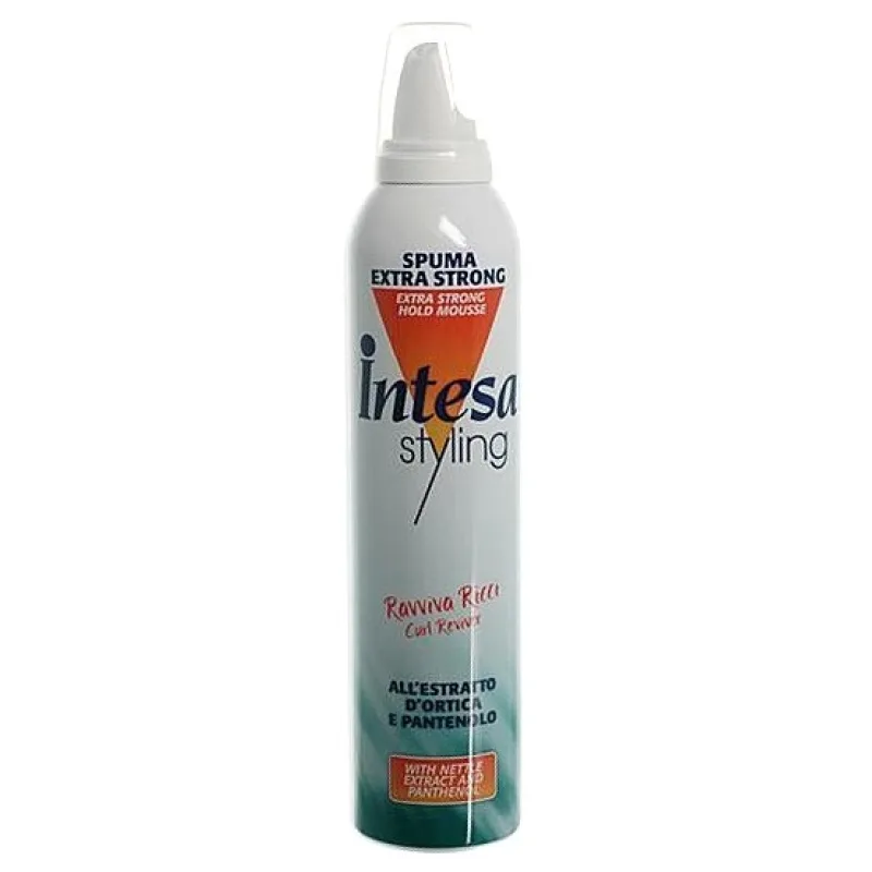 INTESA Extra Forte Penové tužidlo s panthenolom extra silno tužiaci 300ml