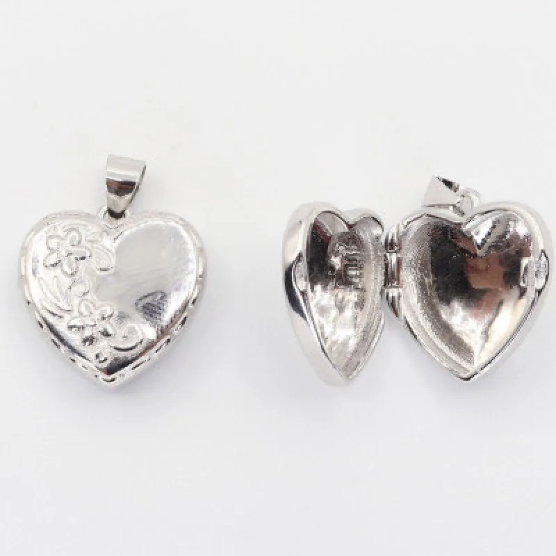 Strieborný prívesok srdce KA P3591