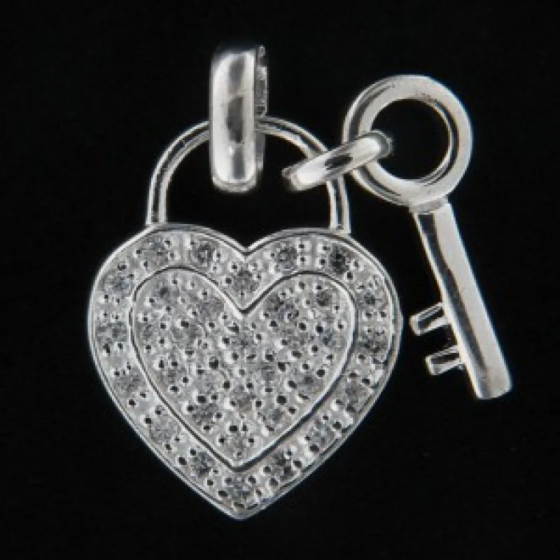 Strieborný prívesok srdce KA P187