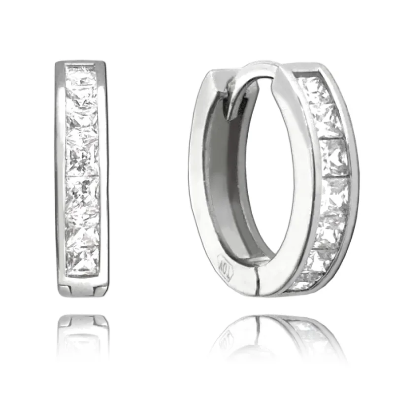 Trblietavé strieborné náušnice s veľkými čírymi zirkónmi MINET JMAN0025SE00