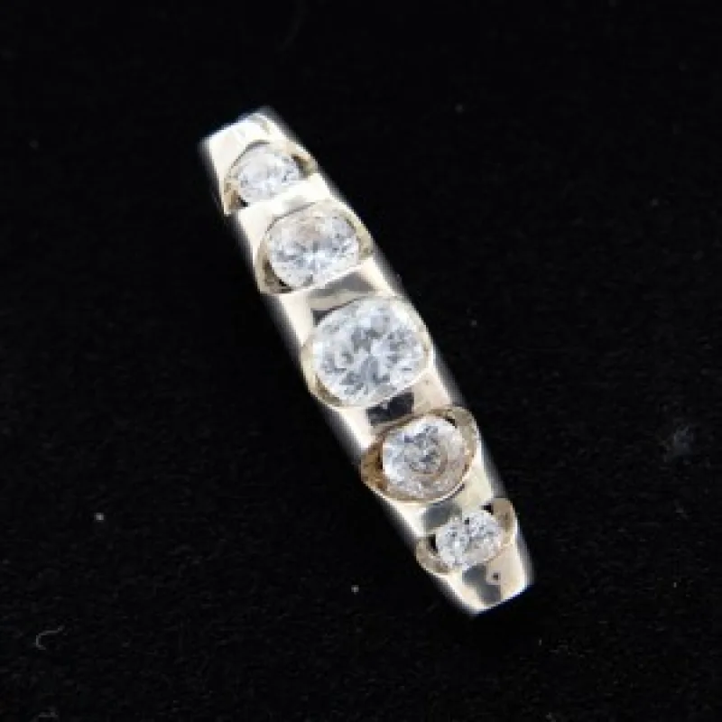 Strieborný prívesok s kameňom KA P124 W