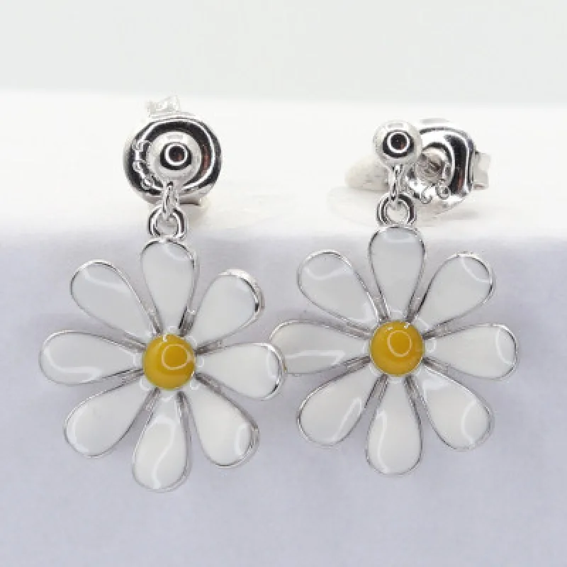 Strieborné náušnice na puzety KA E4797