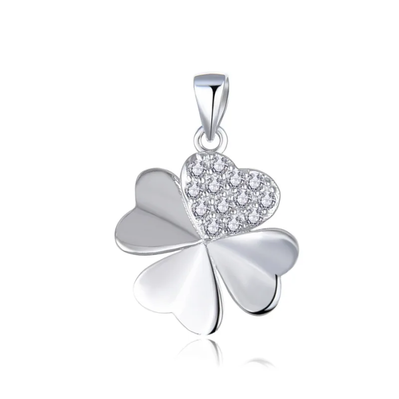 Strieborný prívesok štvorlístok so zirkónmi ADANITO SSP028732