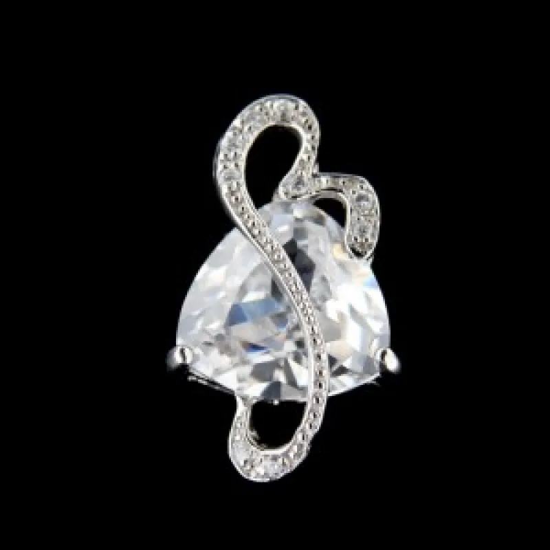 Strieborný prívesok s kameňom KA P483