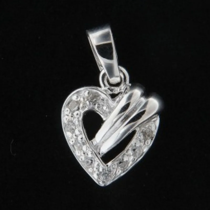 Strieborný prívesok srdce KA P105